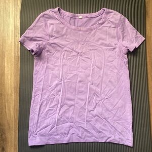 Lululemon Swiftly Tech Short Sleeve Size 8